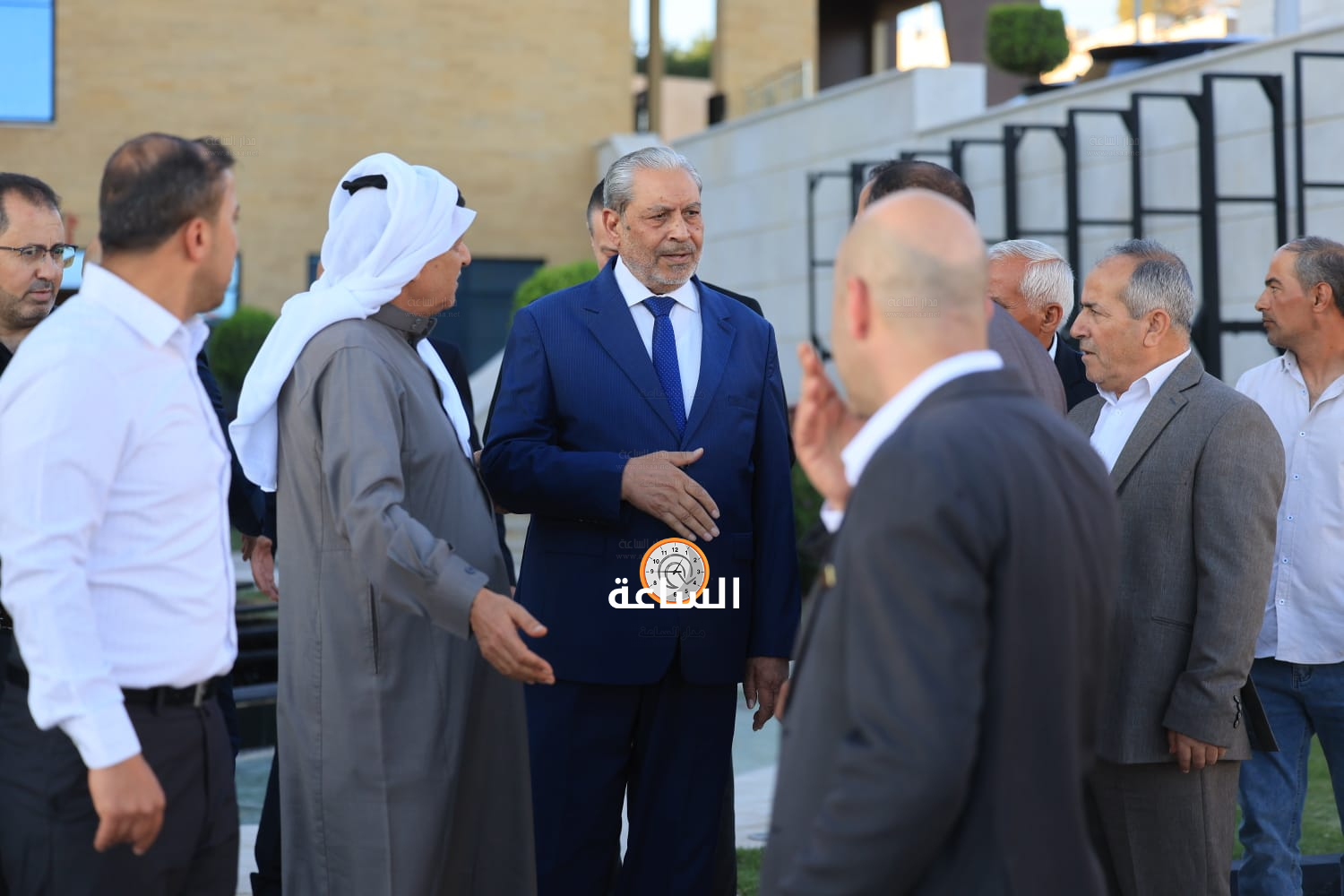 Madar Al-Saa Images 0.34177314884238474