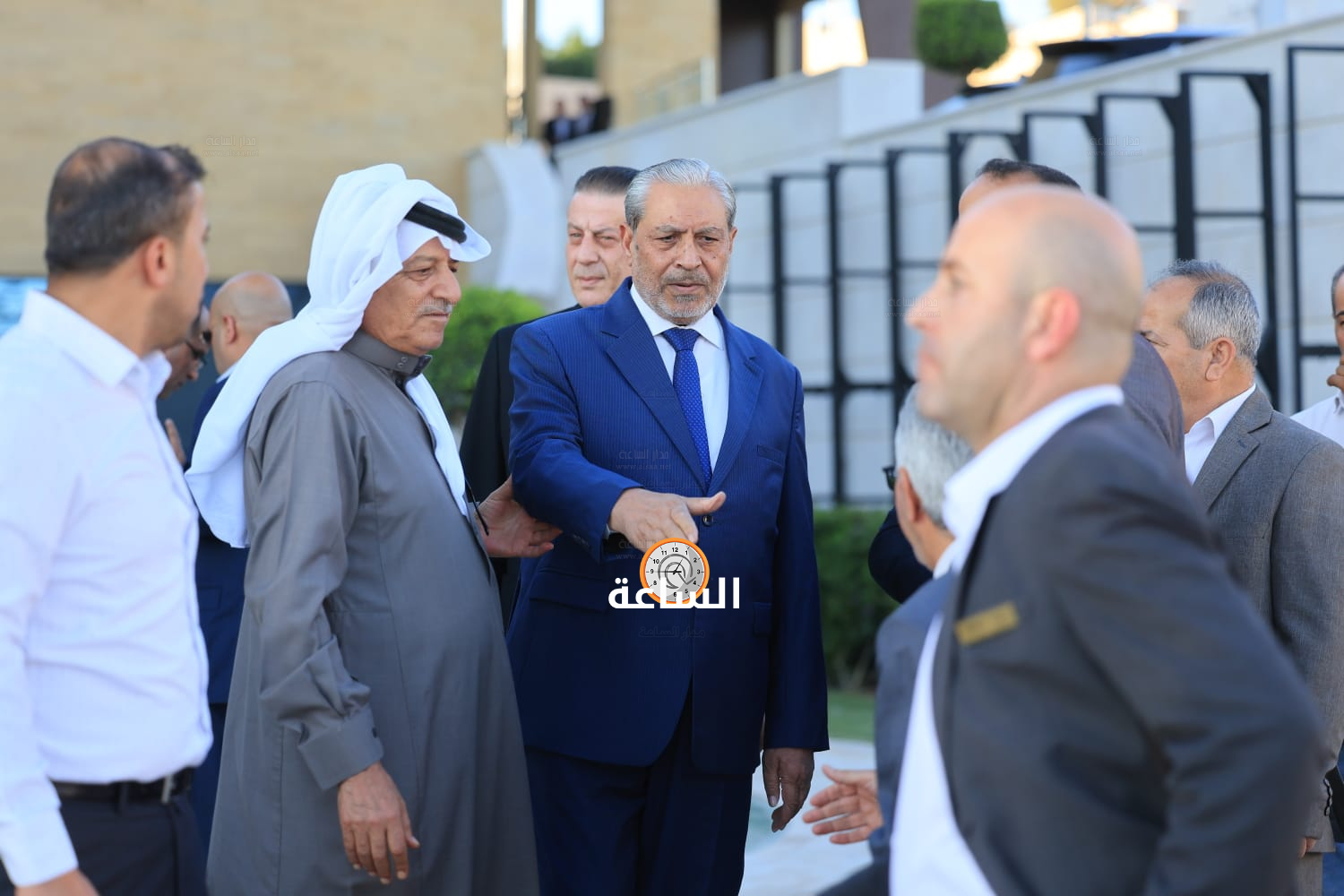 Madar Al-Saa Images 0.8813920343537962