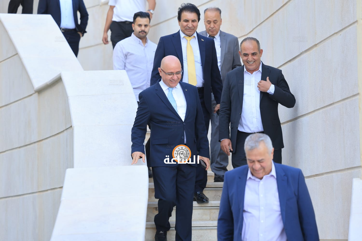 Madar Al-Saa Images 0.5711448757438814