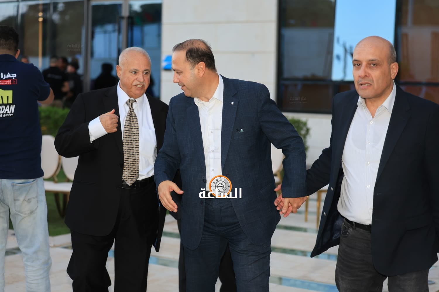 Madar Al-Saa Images 0.018136795512520676