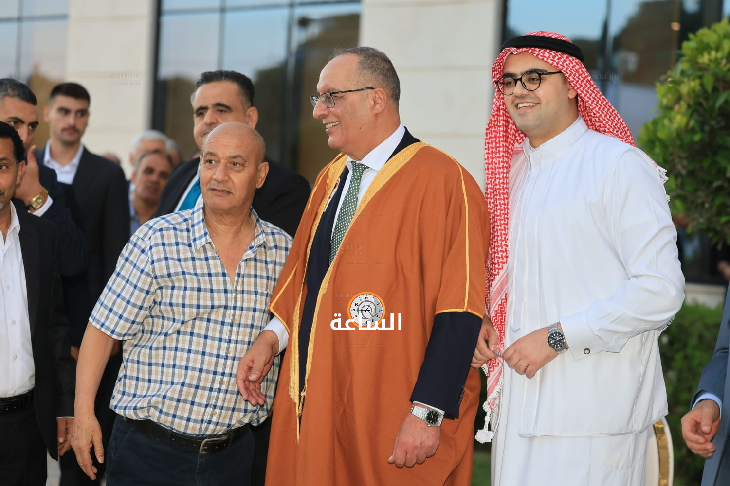 Madar Al-Saa Images 0.12308482668390053