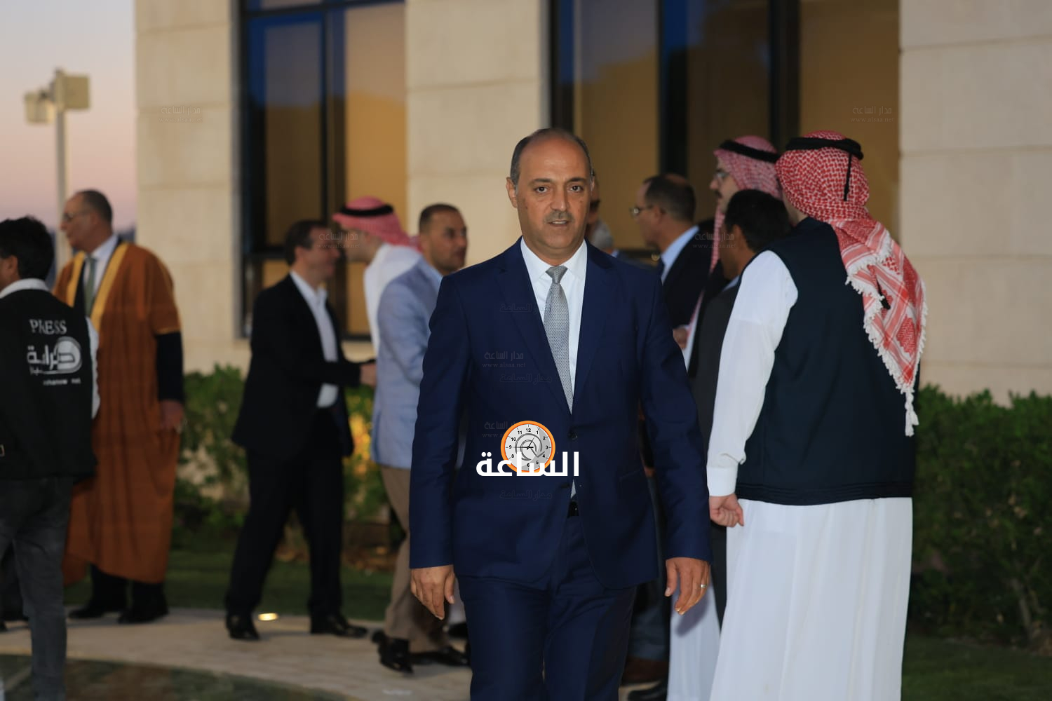 Madar Al-Saa Images 0.5288808013530889