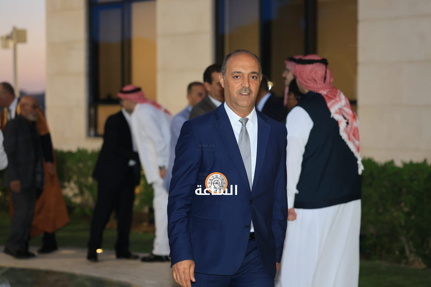 Madar Al-Saa Images 0.8078327785549977