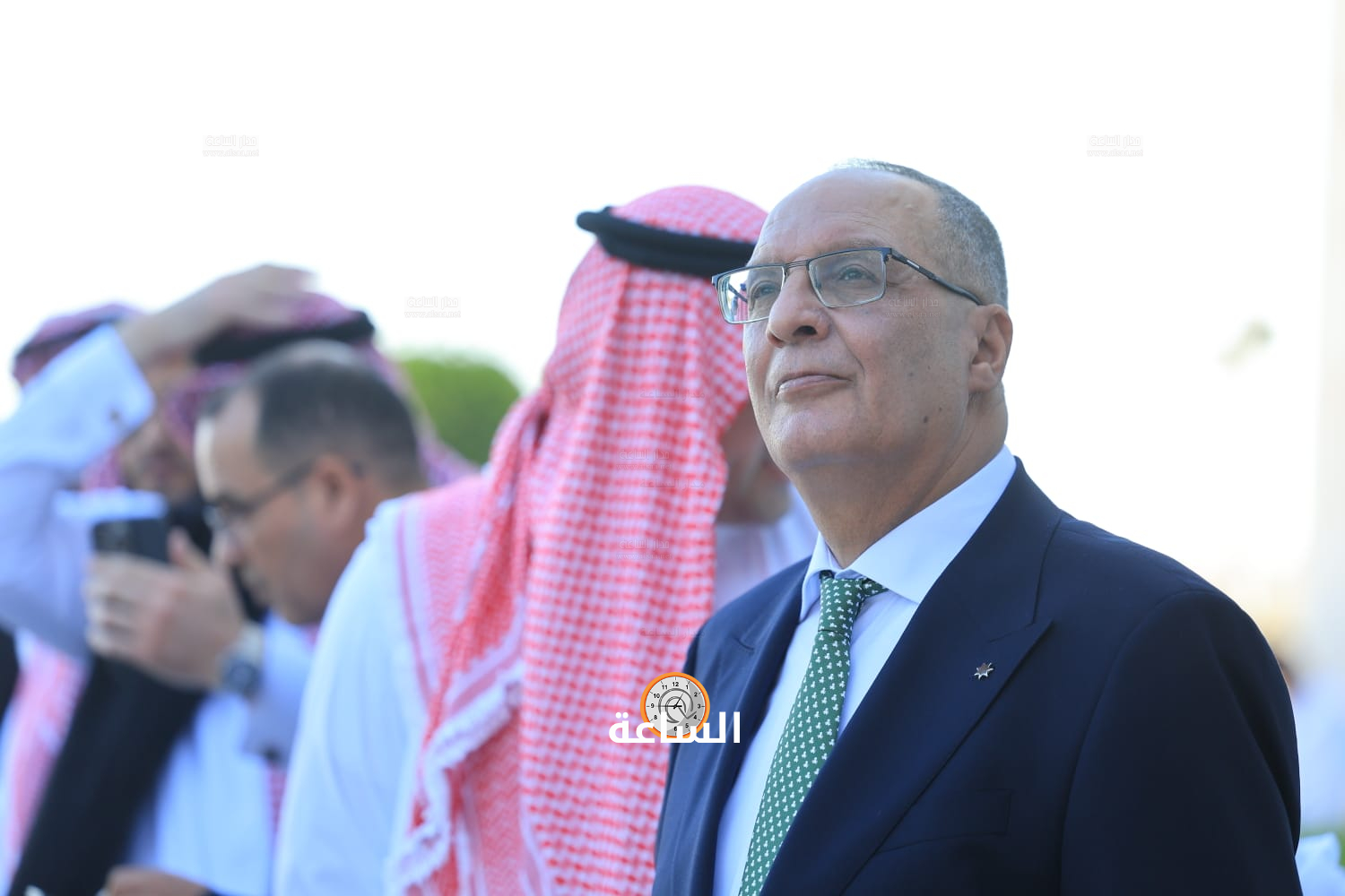 Madar Al-Saa Images 0.9087576436037006