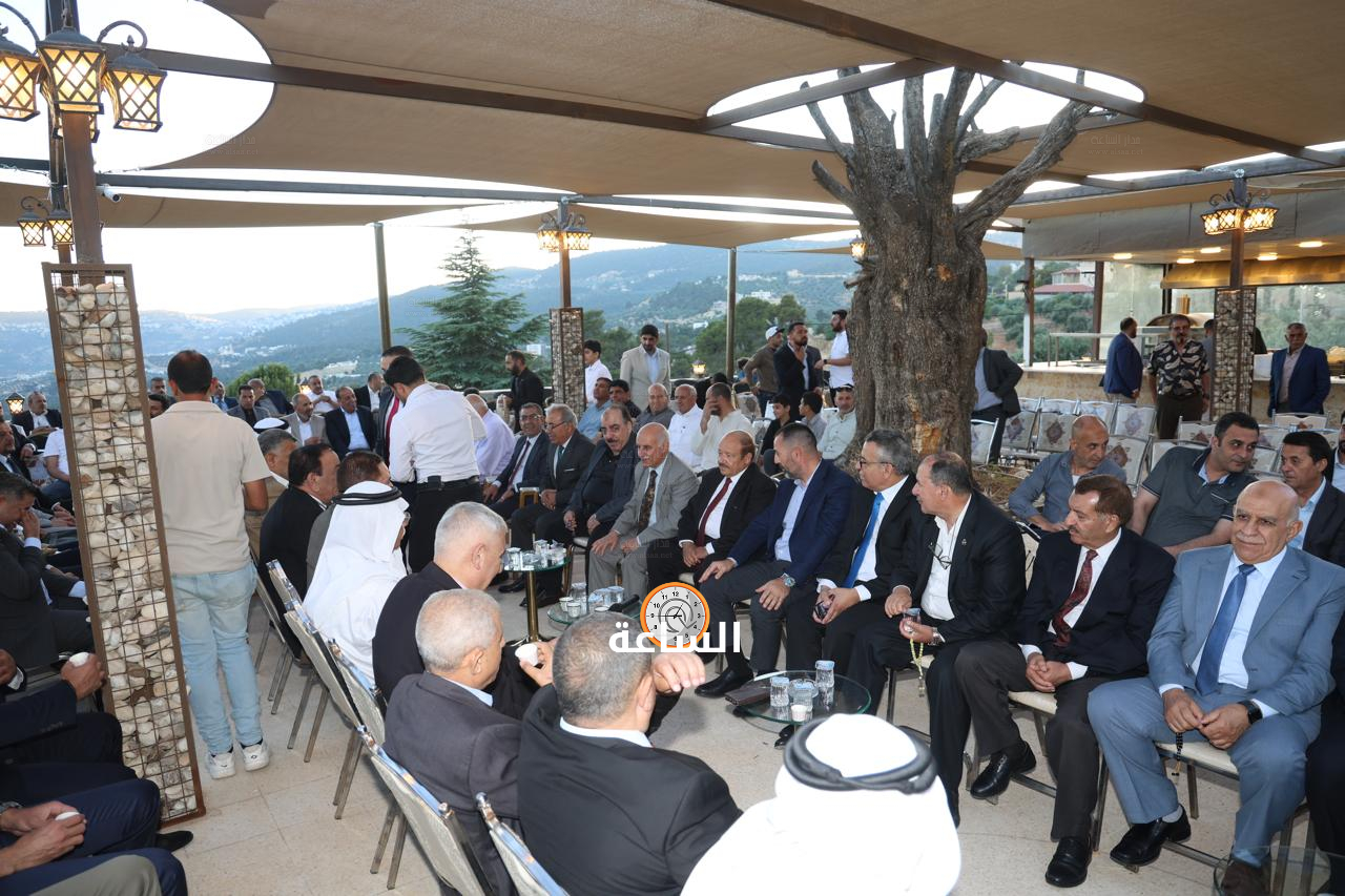 Madar Al-Saa Images 0.7798341193423309
