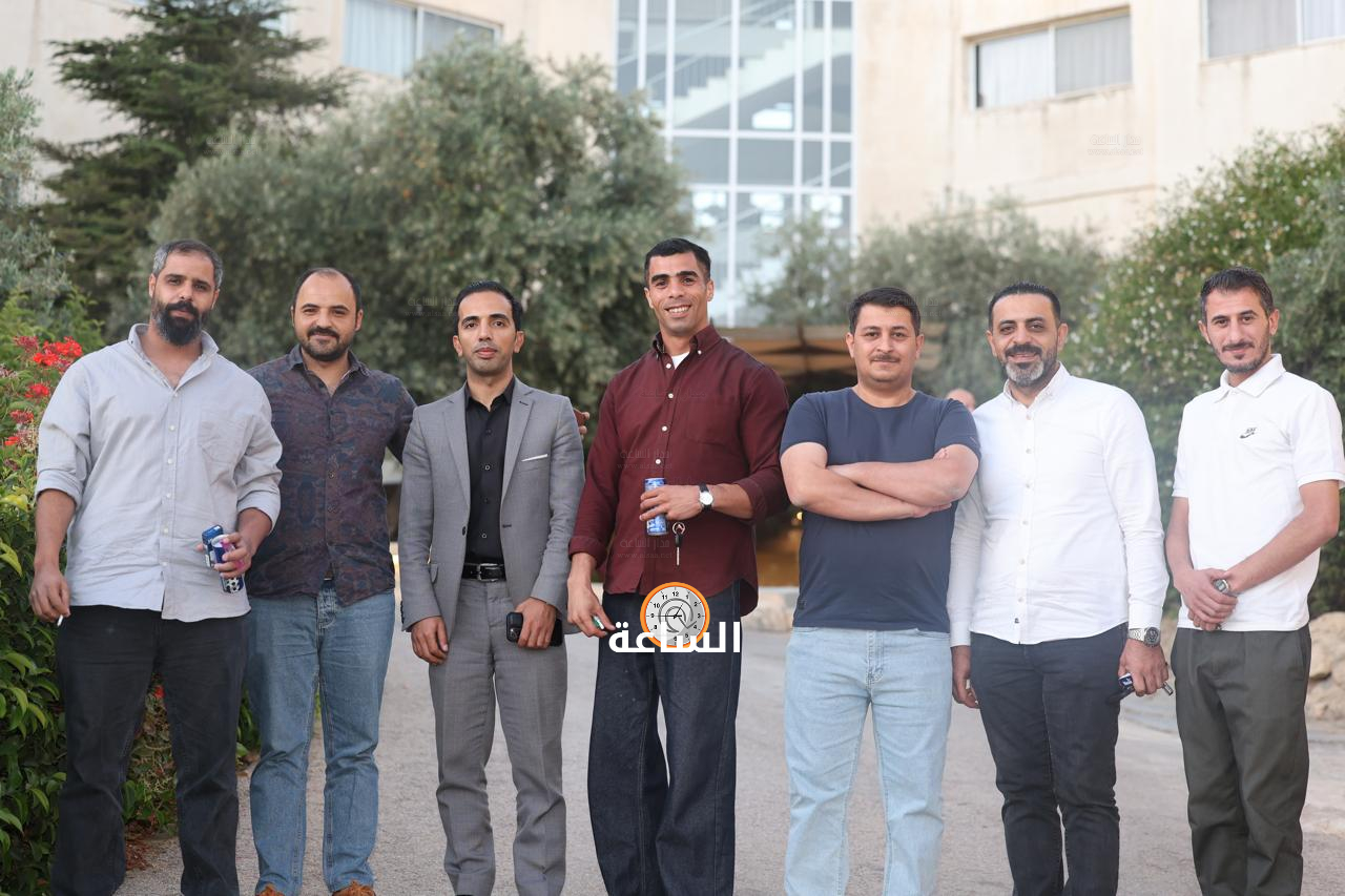 Madar Al-Saa Images 0.9600902296369852