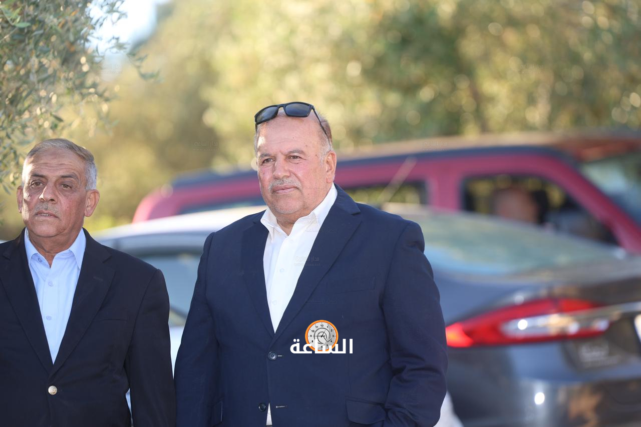 Madar Al-Saa Images 0.44339032993104743