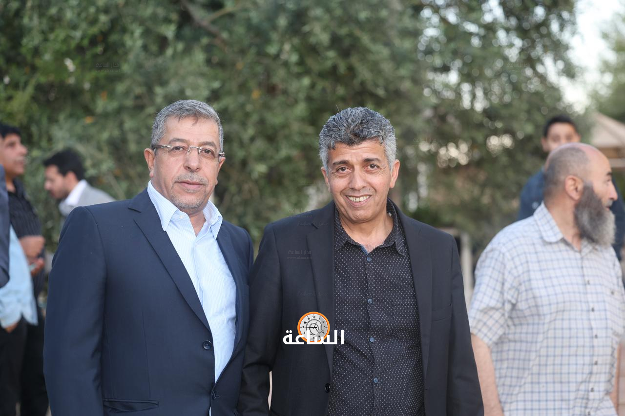 Madar Al-Saa Images 0.1763321376787006