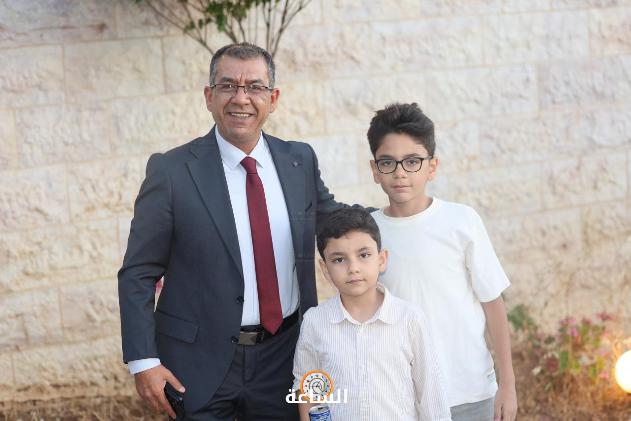 Madar Al-Saa Images 0.4661243141176902
