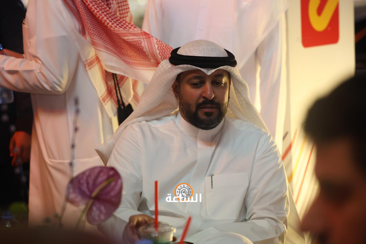 Madar Al-Saa Images 0.34408464637888914