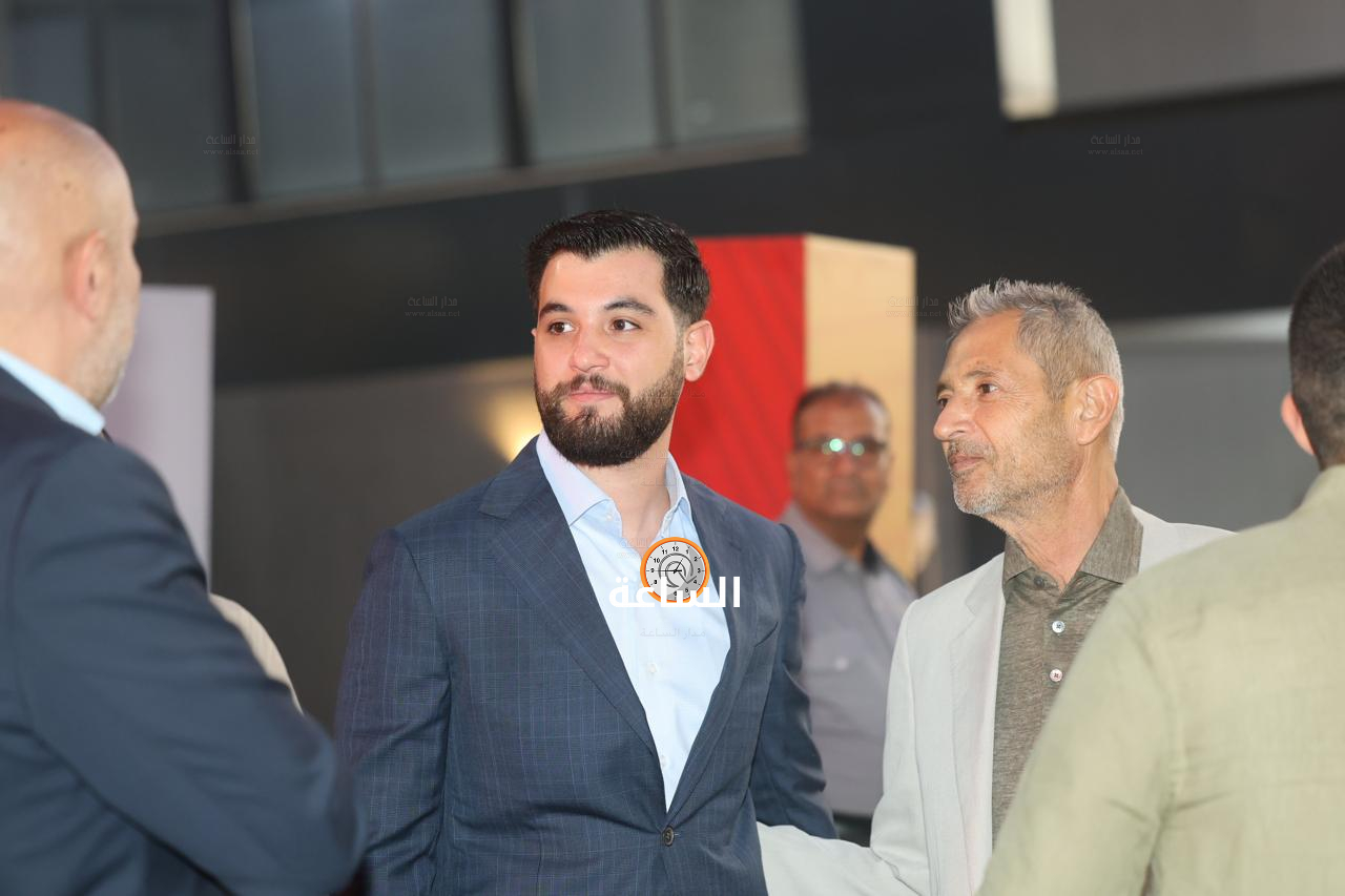 Madar Al-Saa Images 0.035313494910004795