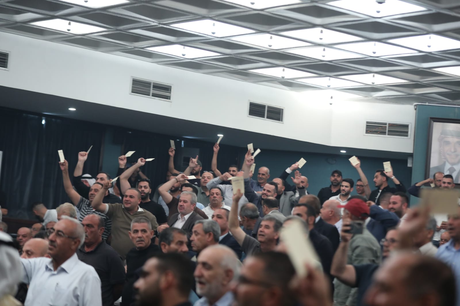 Madar Al-Saa Images 0.829747414046706