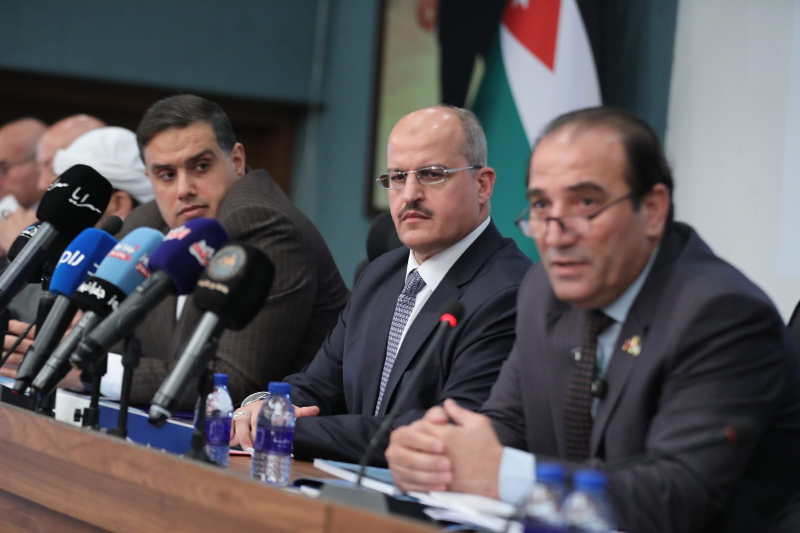 Madar Al-Saa Images 0.4429909397441234