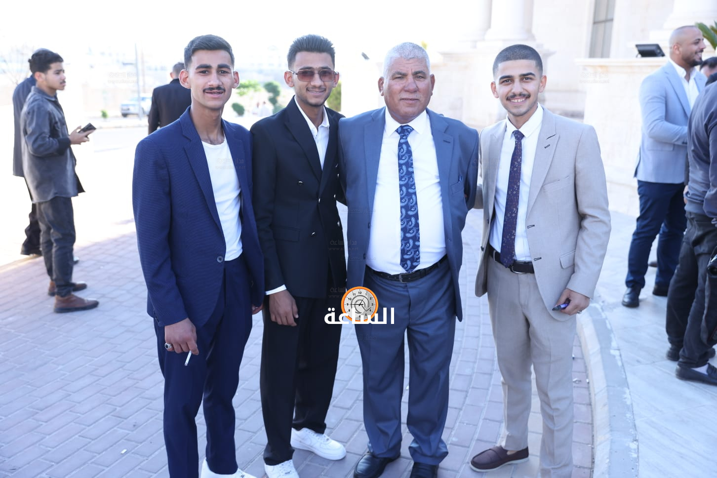 Madar Al-Saa Images 0.9758061404977371