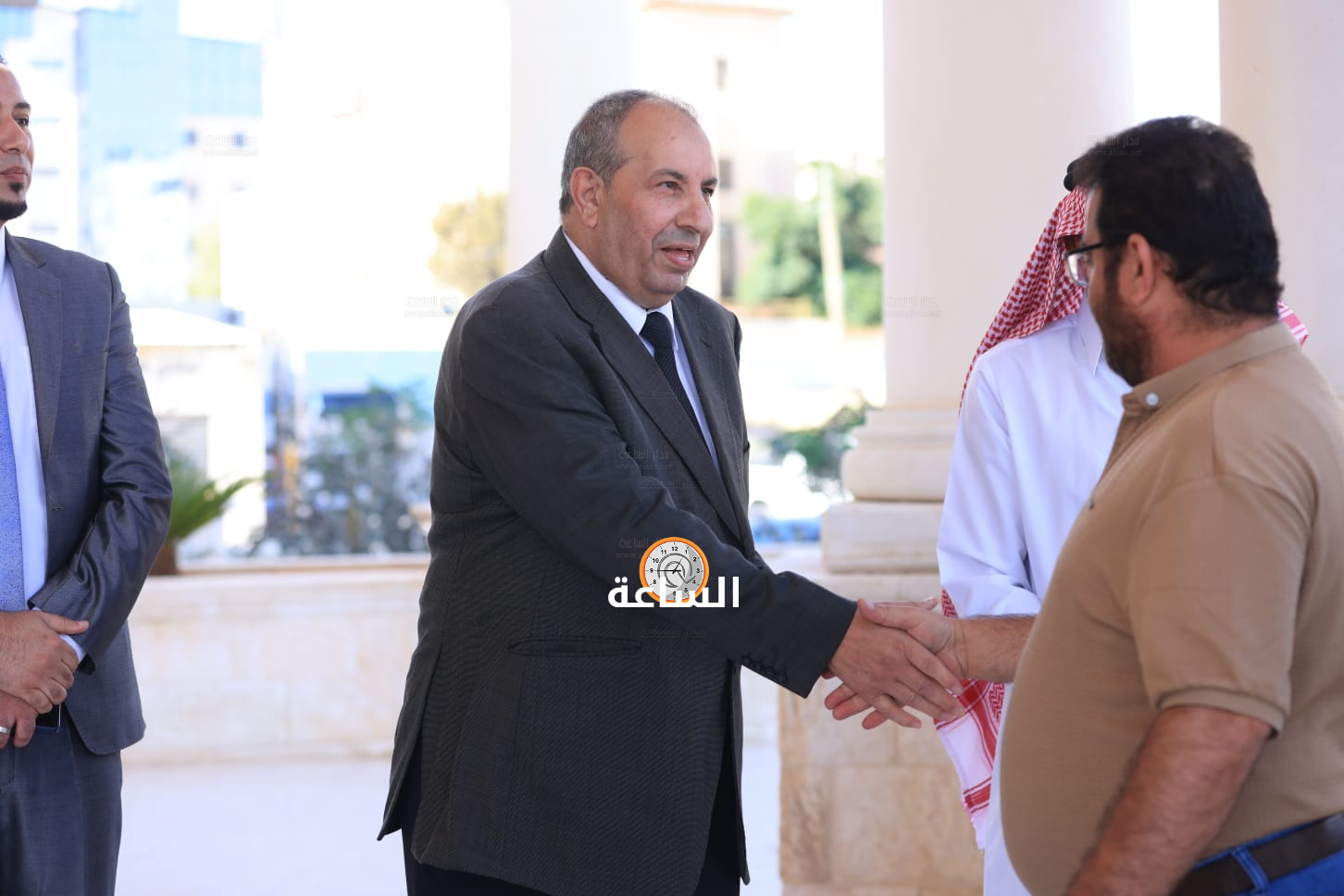 Madar Al-Saa Images 0.4620802107550185