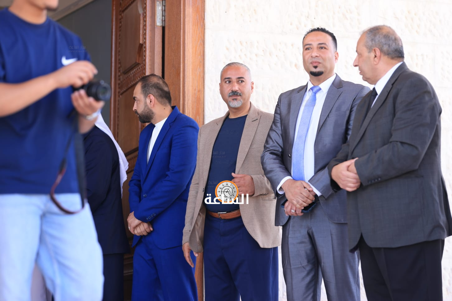 Madar Al-Saa Images 0.3770378298617283