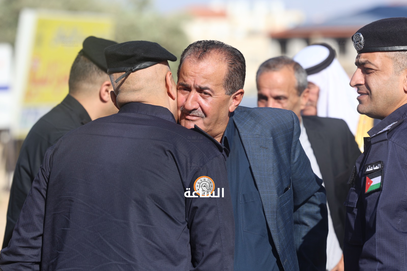 Madar Al-Saa Images 0.5995749895095328