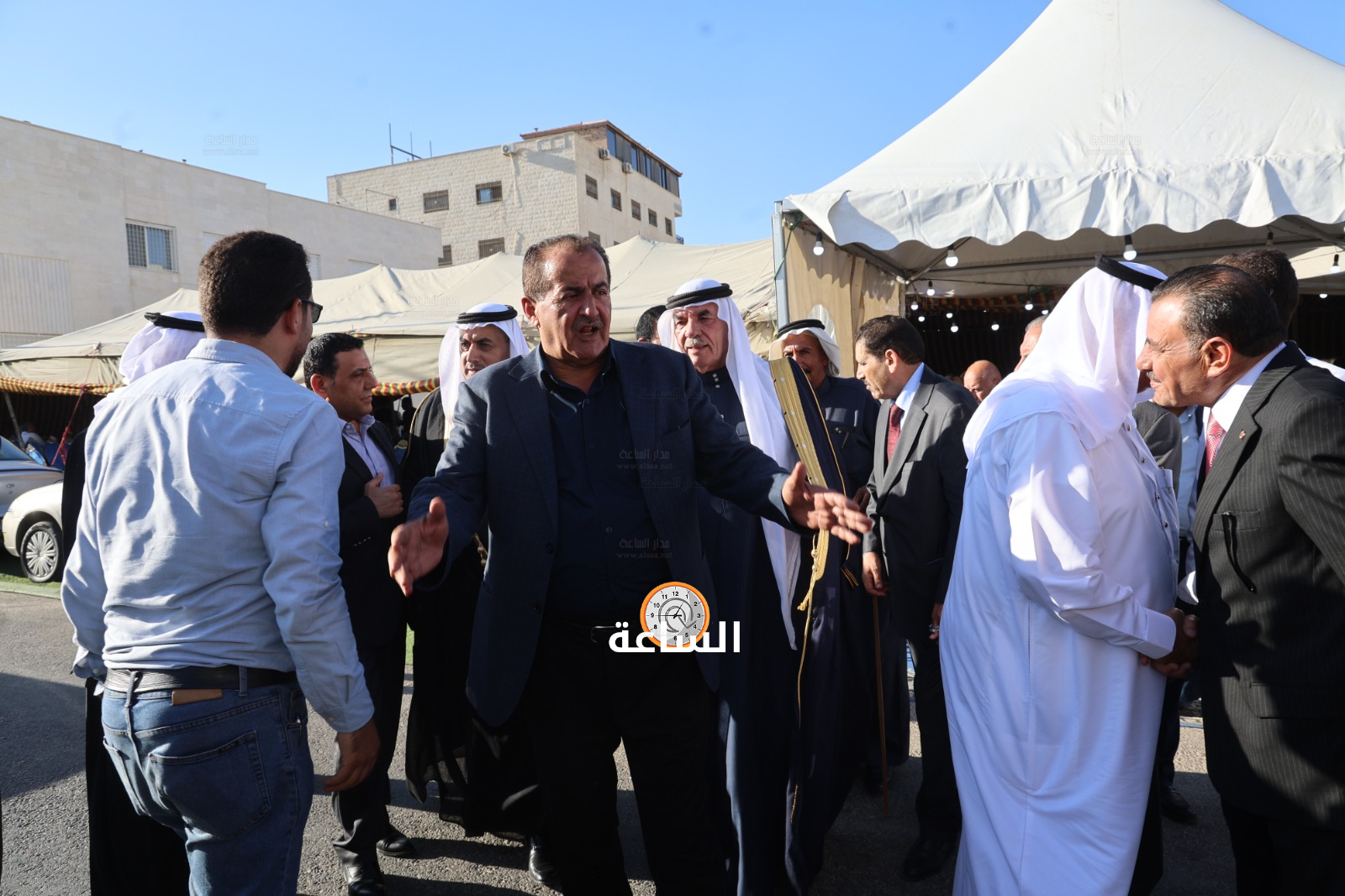Madar Al-Saa Images 0.9381350835916628