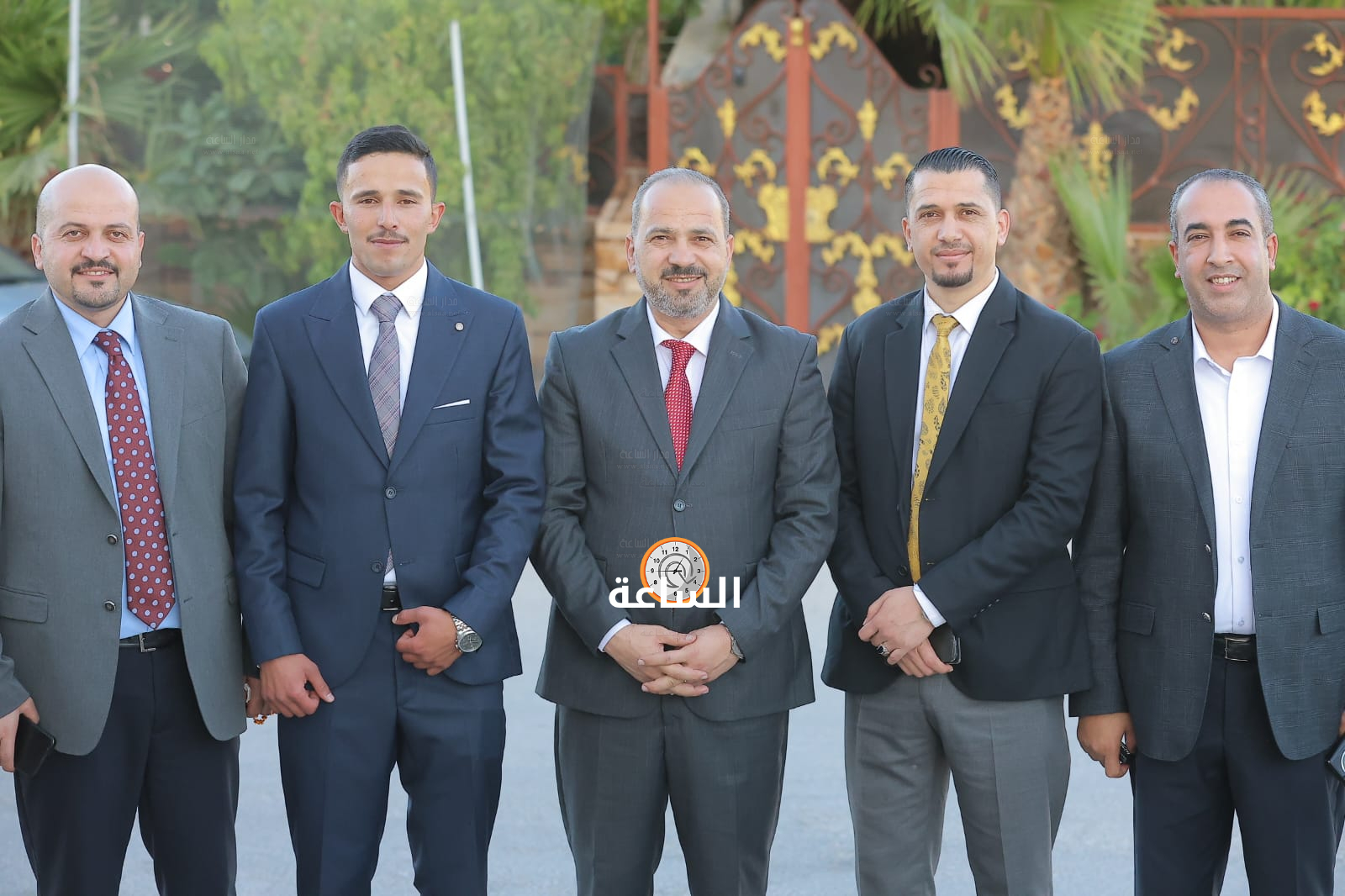 Madar Al-Saa Images 0.00016505899385832468