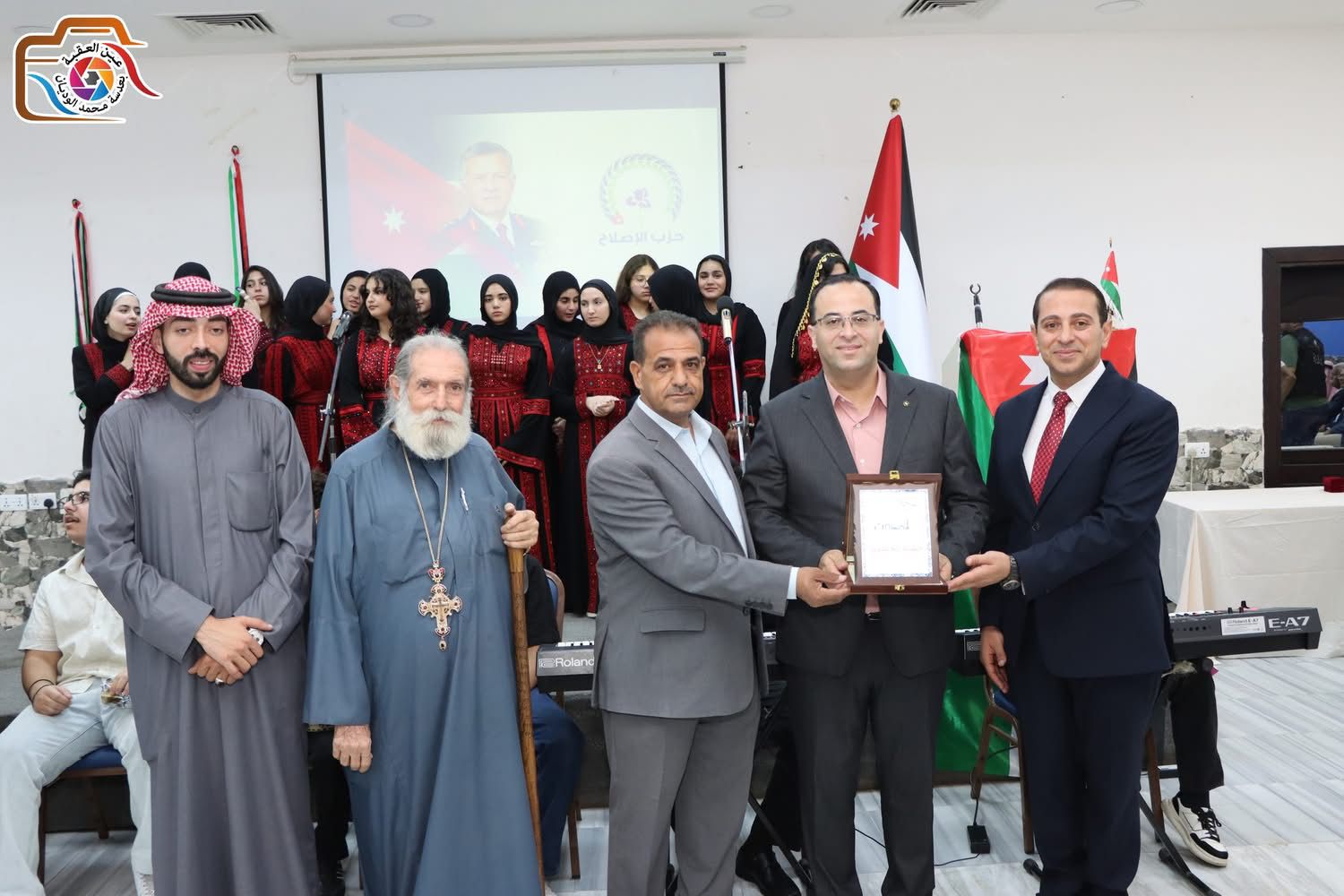 Madar Al-Saa Images 0.05184625049129454