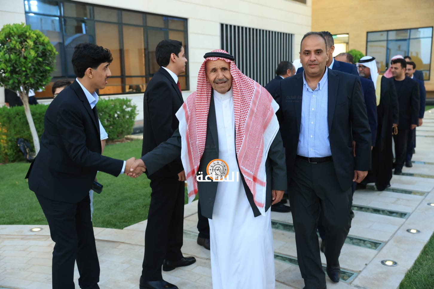 Madar Al-Saa Images 0.7798295288945154