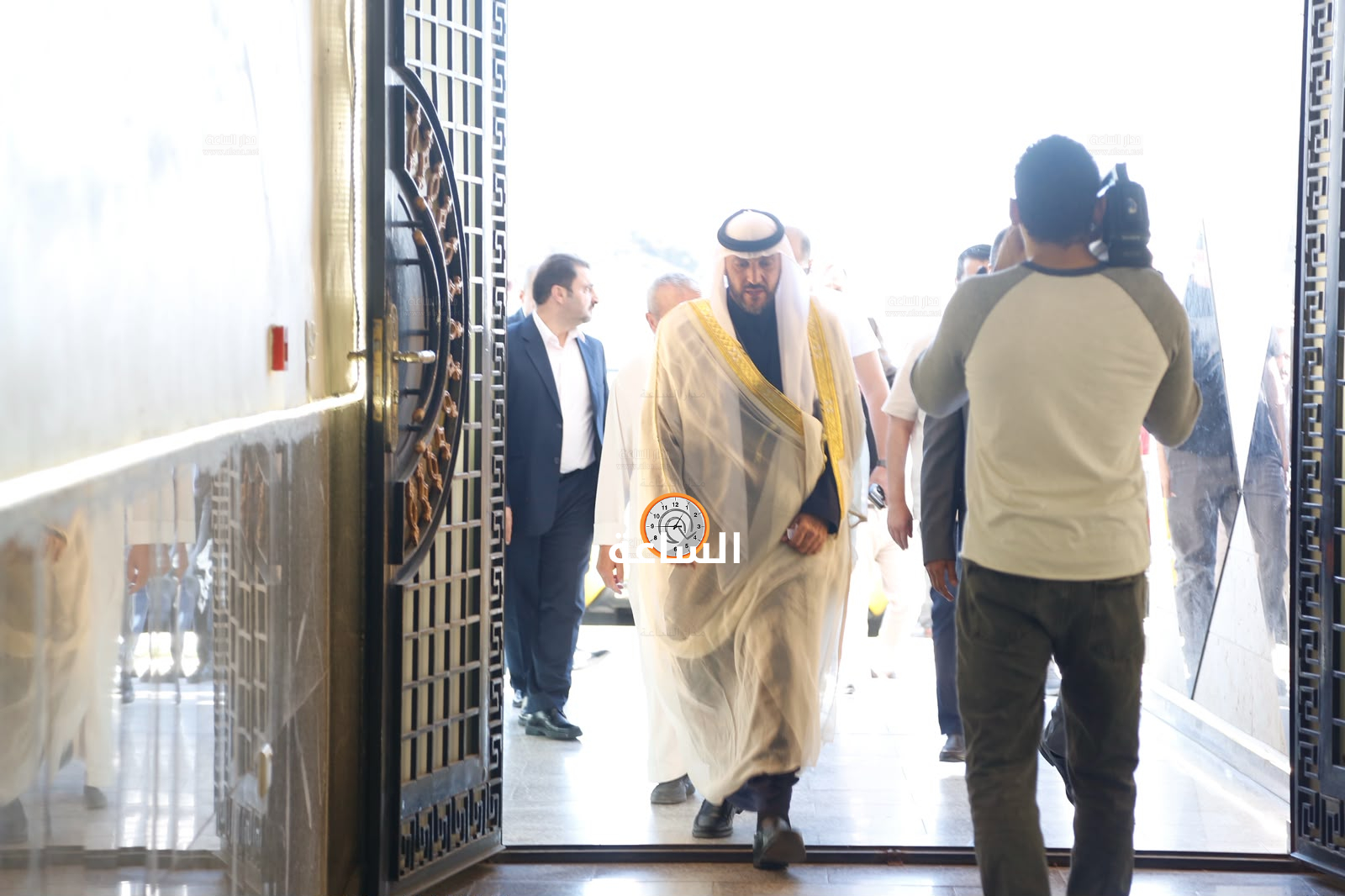 Madar Al-Saa Images 0.012849267662293107