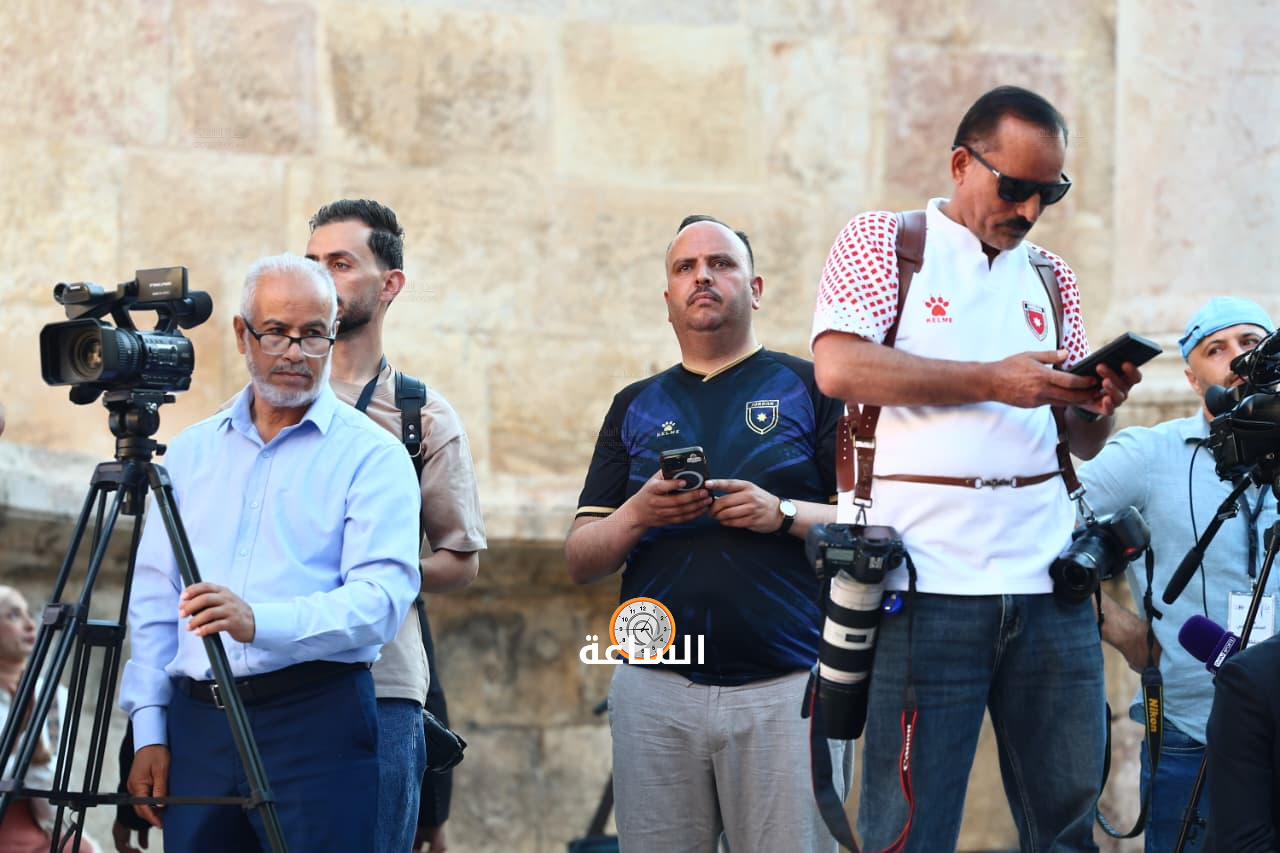 Madar Al-Saa Images 0.6828894518667292