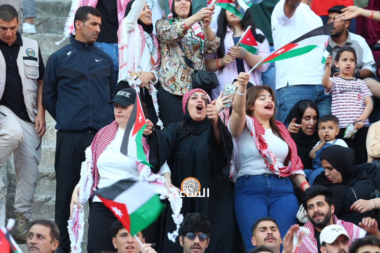 Madar Al-Saa Images 0.4297048906034918