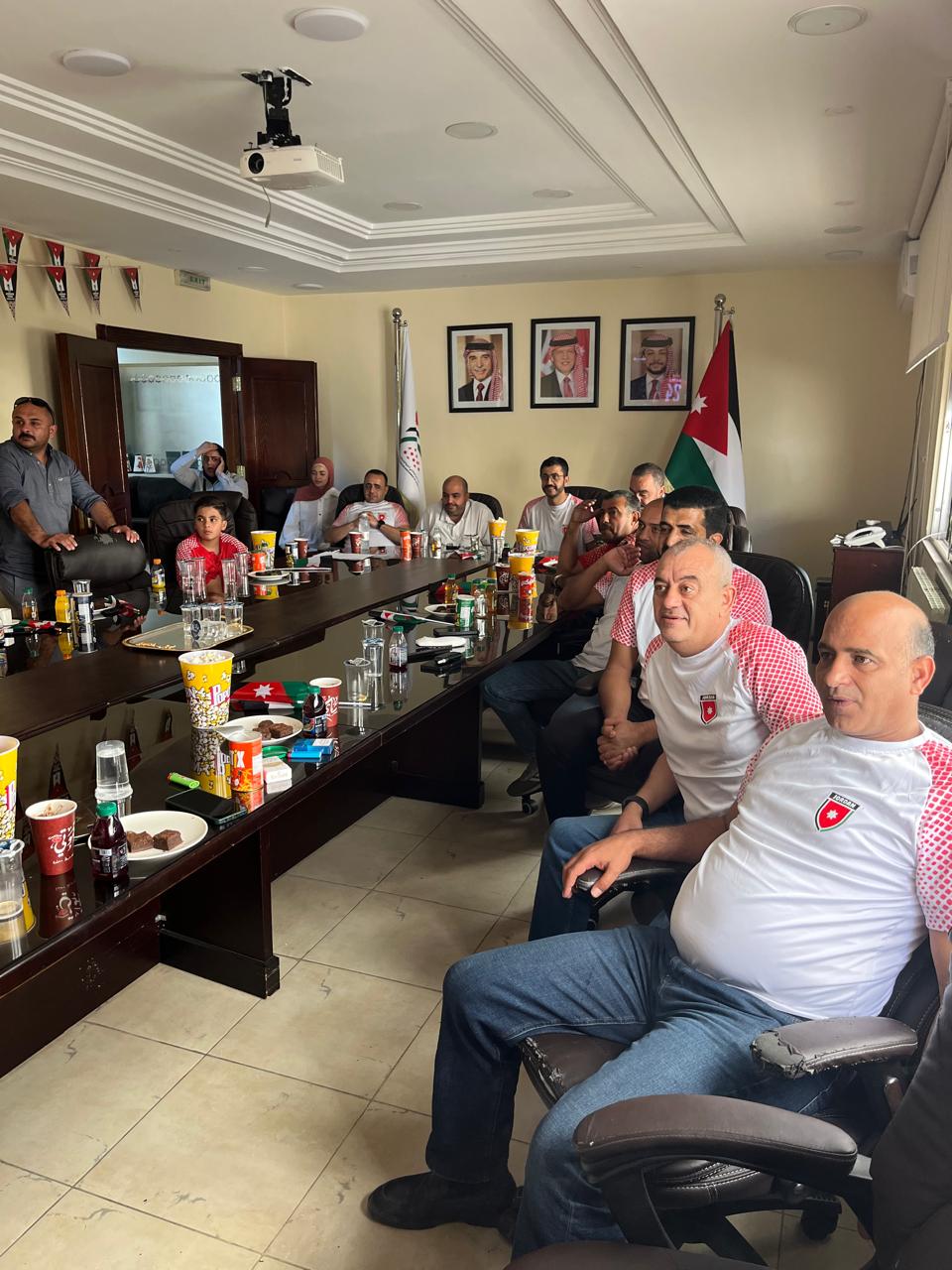 Madar Al-Saa Images 0.928082891077185