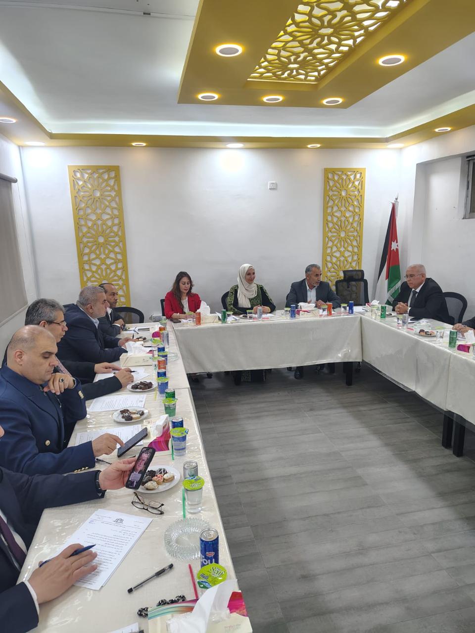 Madar Al-Saa Images 0.44752332905830317