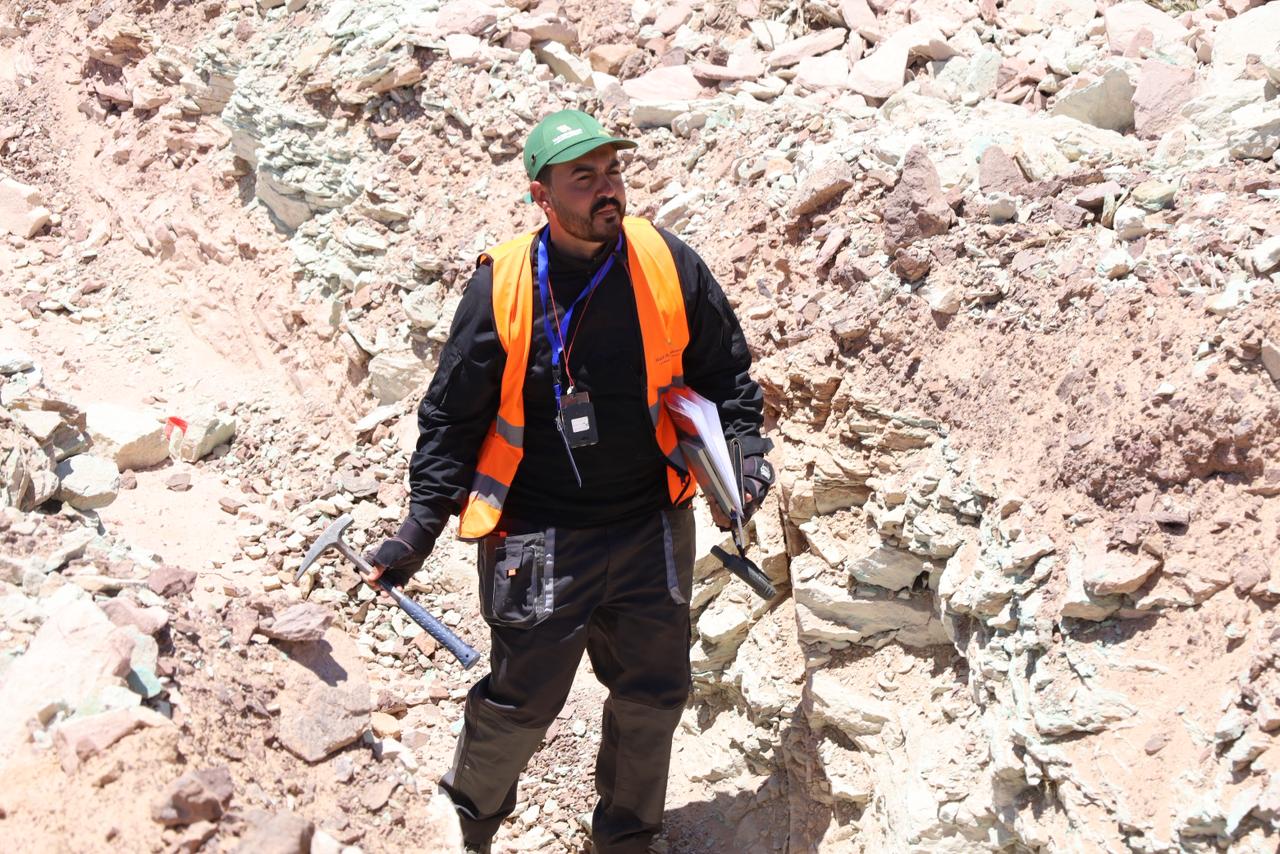 Madar Al-Saa Images 0.14990011255103086