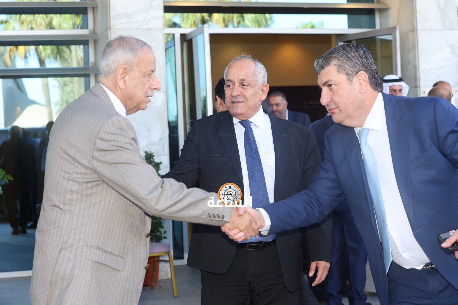 Madar Al-Saa Images 0.5358373669629278