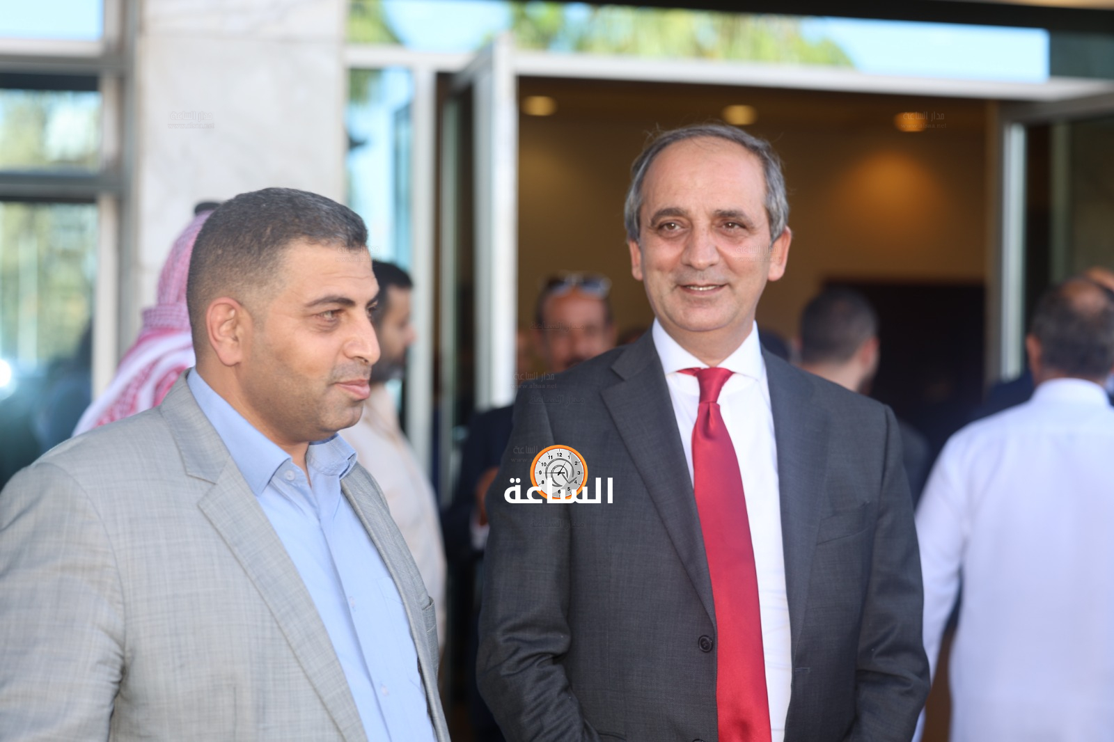 Madar Al-Saa Images 0.5617076135522721