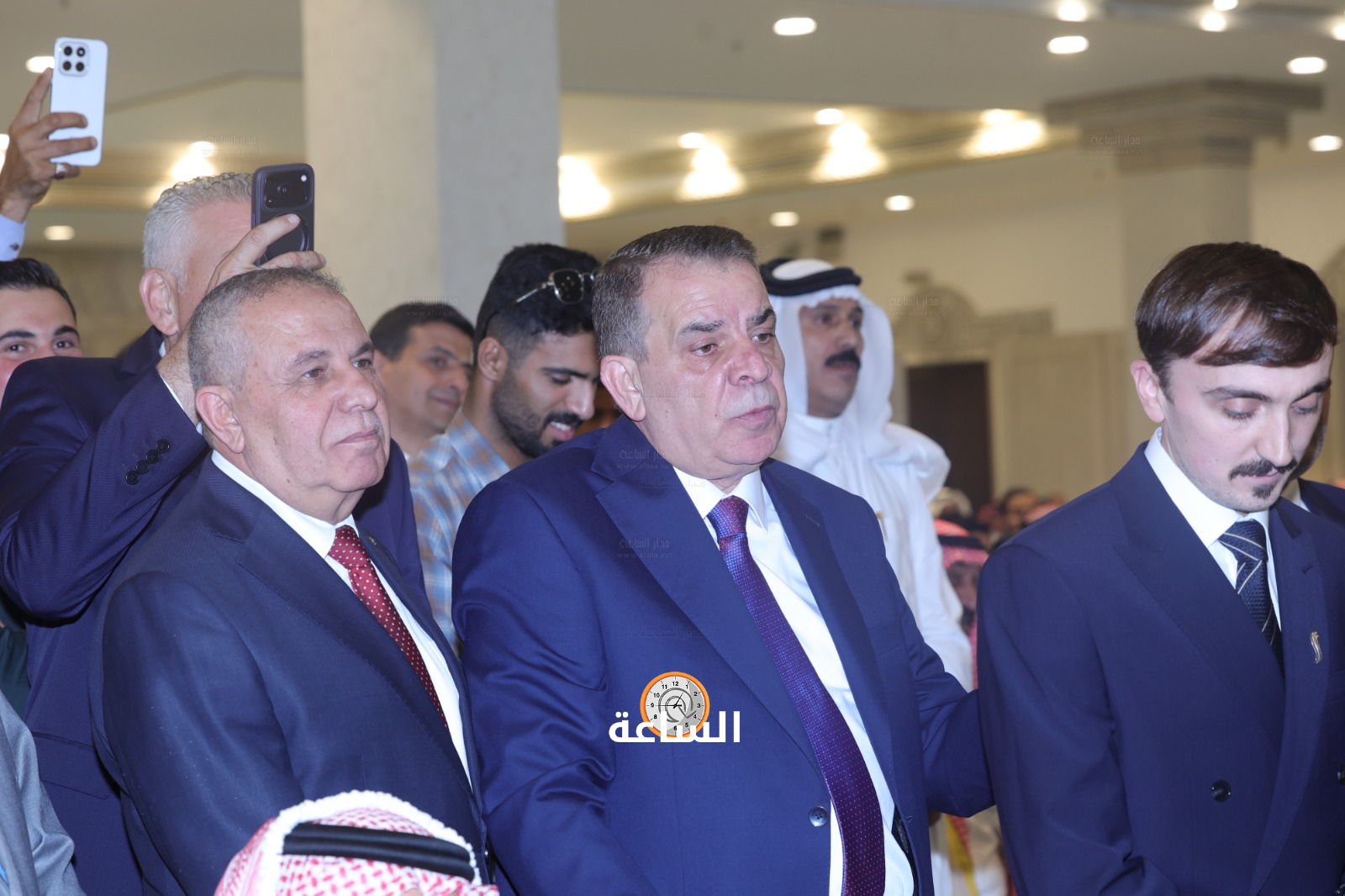 Madar Al-Saa Images 0.3224001564340895