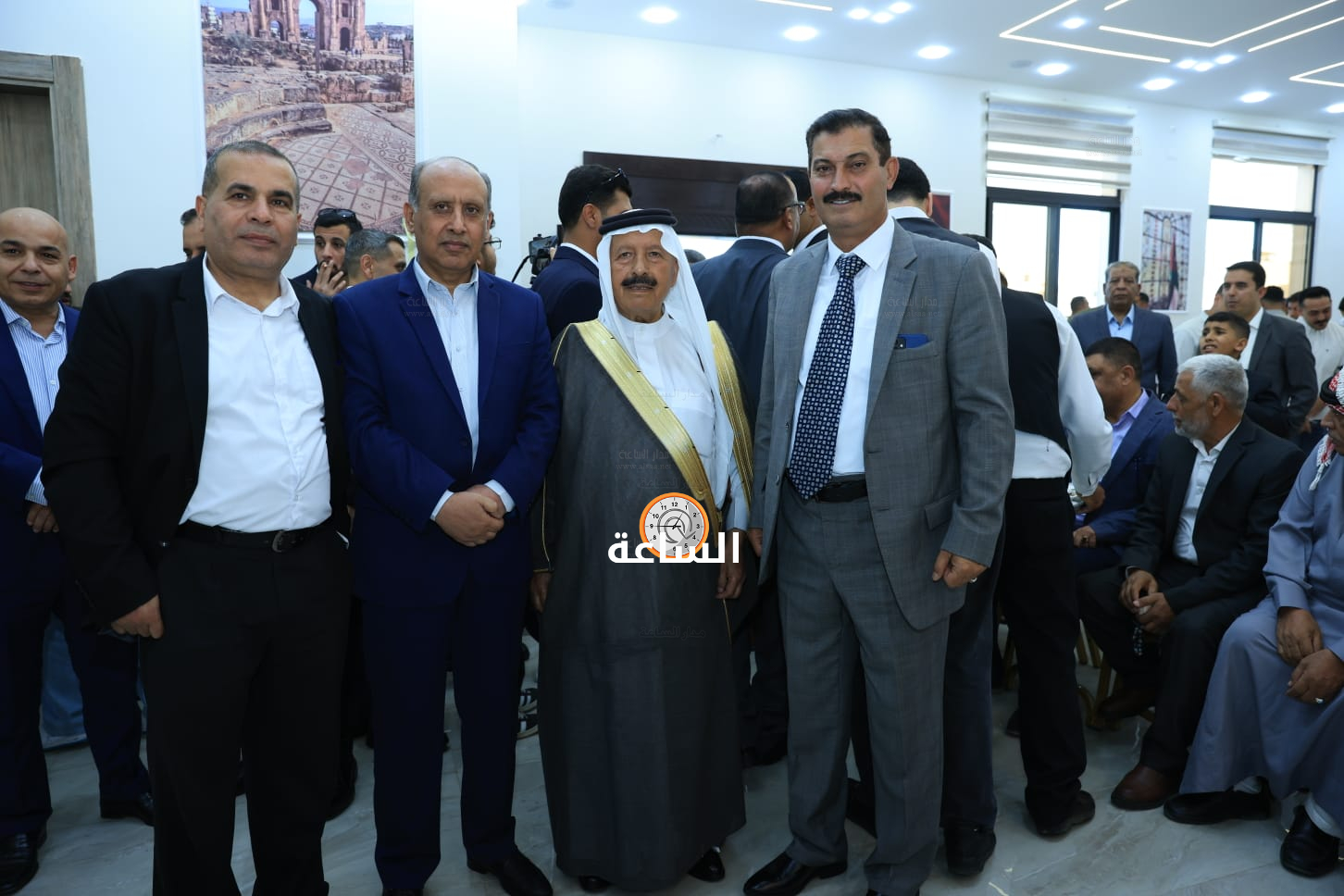 Madar Al-Saa Images 0.48594549575623214