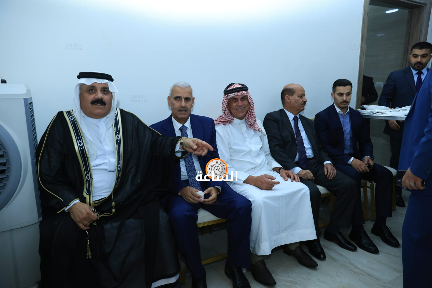 Madar Al-Saa Images 0.02568678354396081