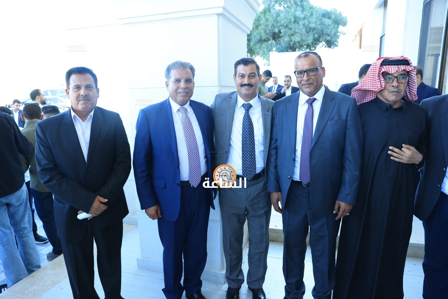 Madar Al-Saa Images 0.22123417211467467