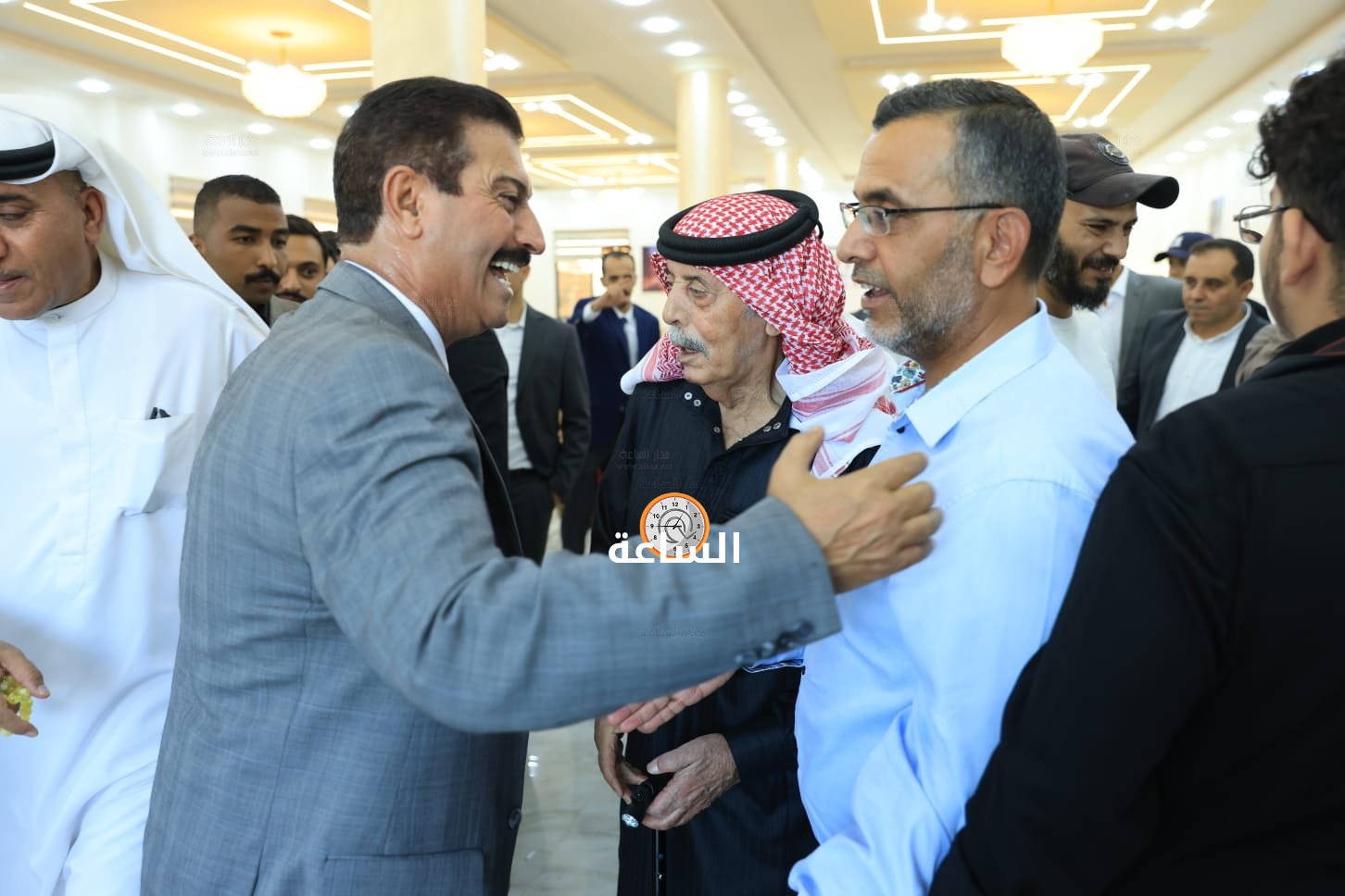 Madar Al-Saa Images 0.056746361107319676