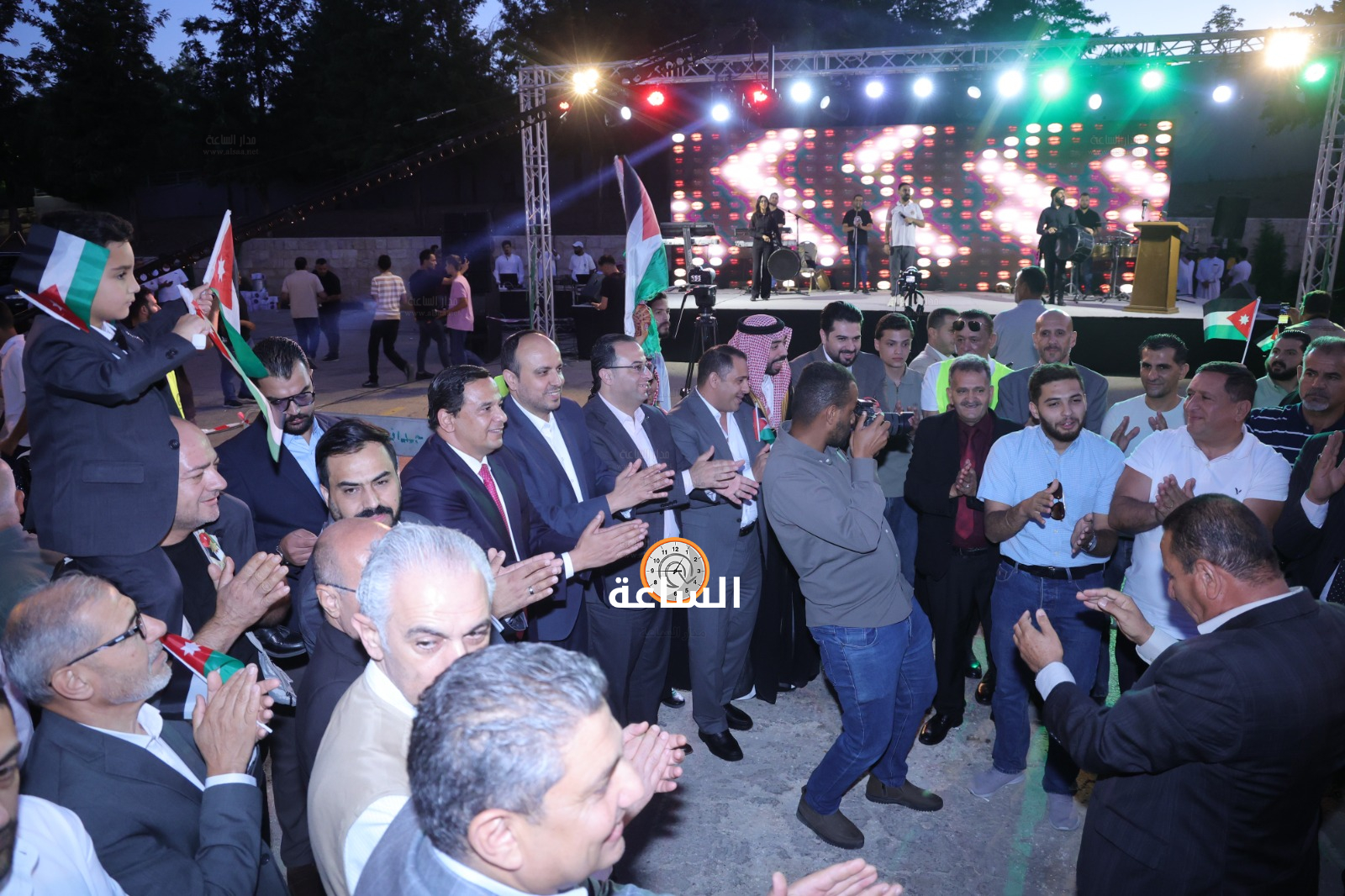 Madar Al-Saa Images 0.8794216889238307