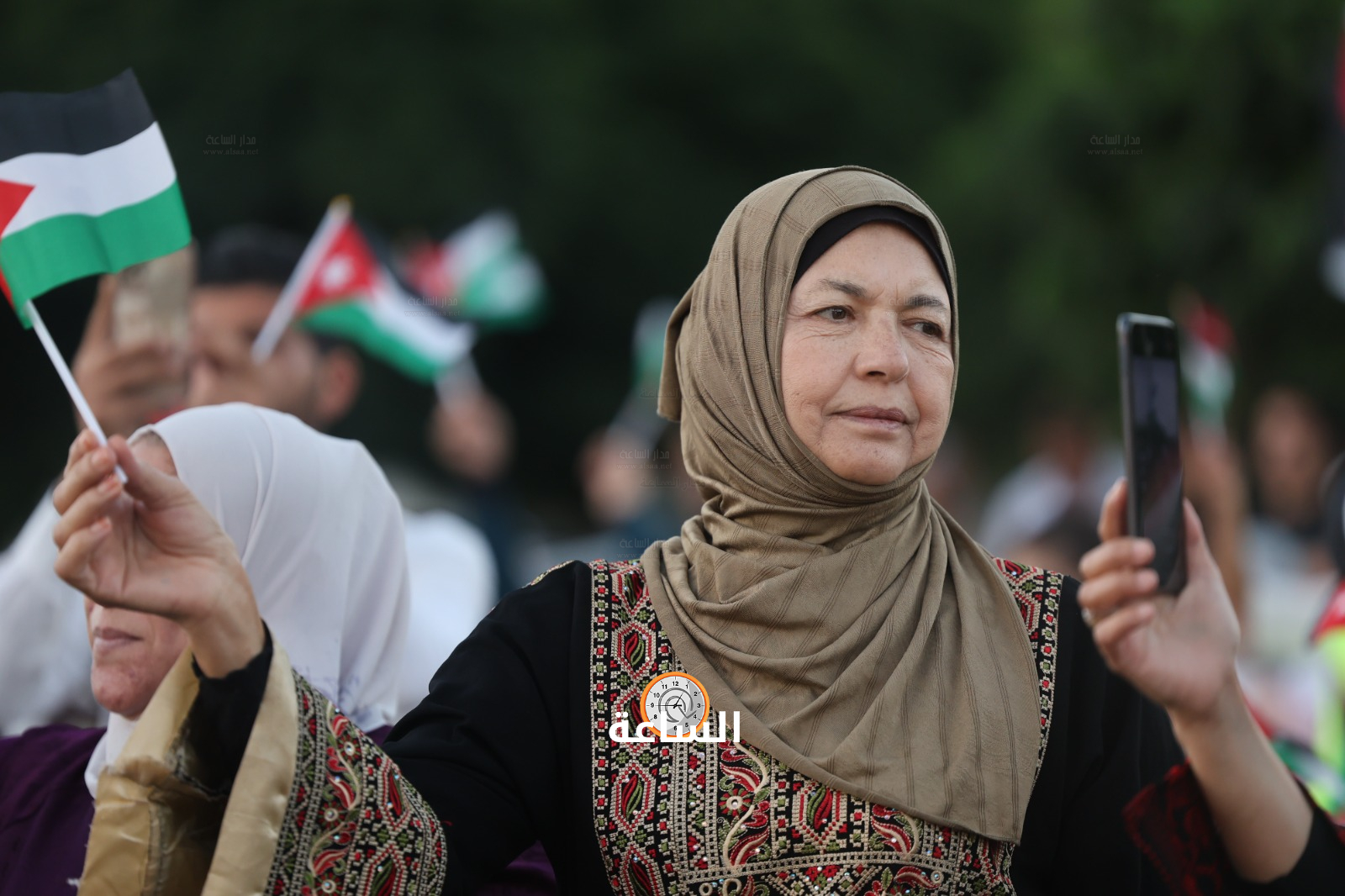 Madar Al-Saa Images 0.7279869773298601