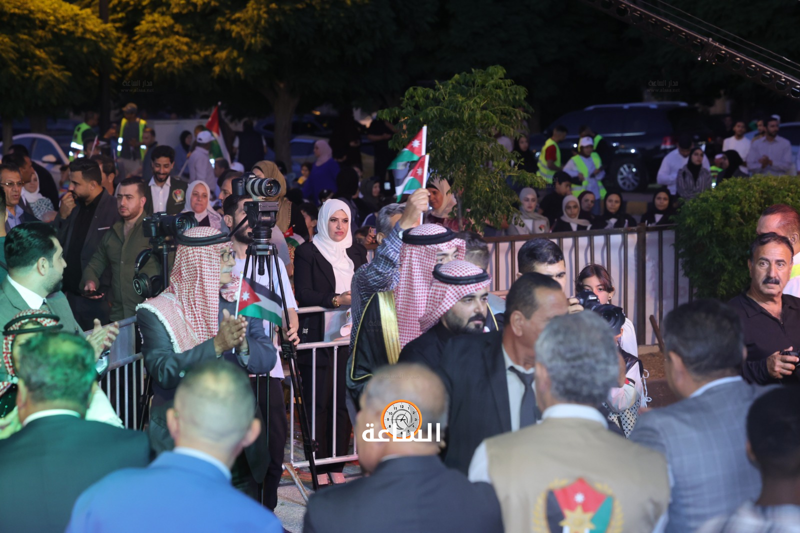 Madar Al-Saa Images 0.566198360534025