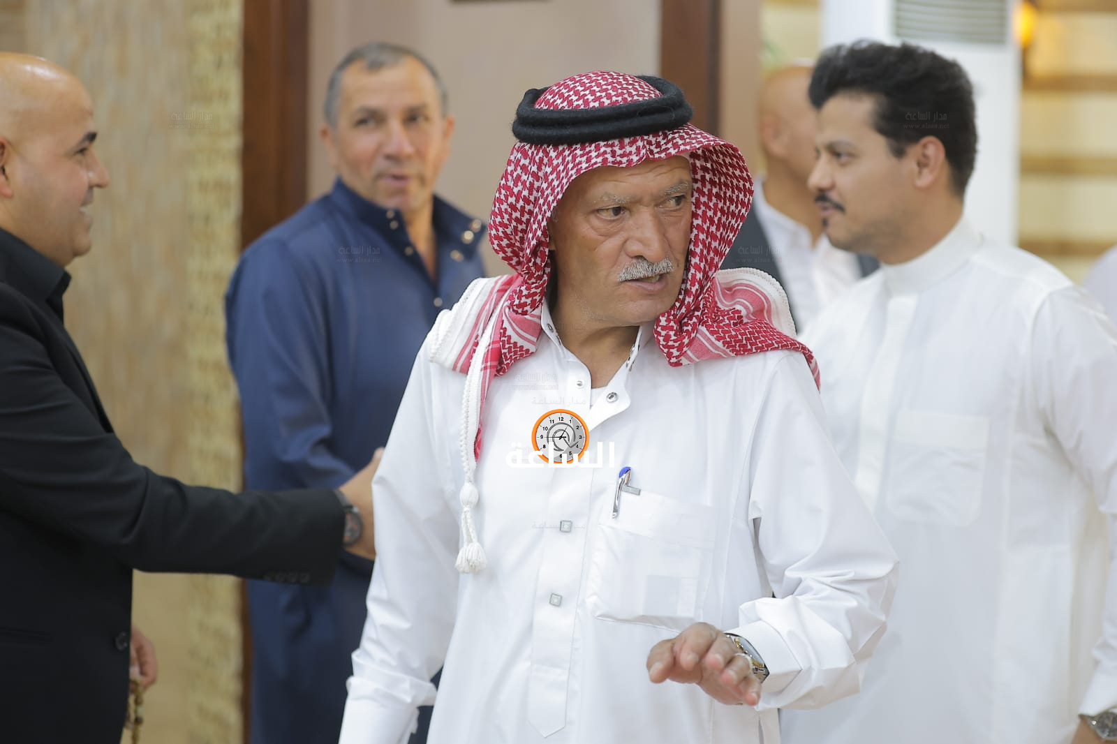 Madar Al-Saa Images 0.2744282132896566