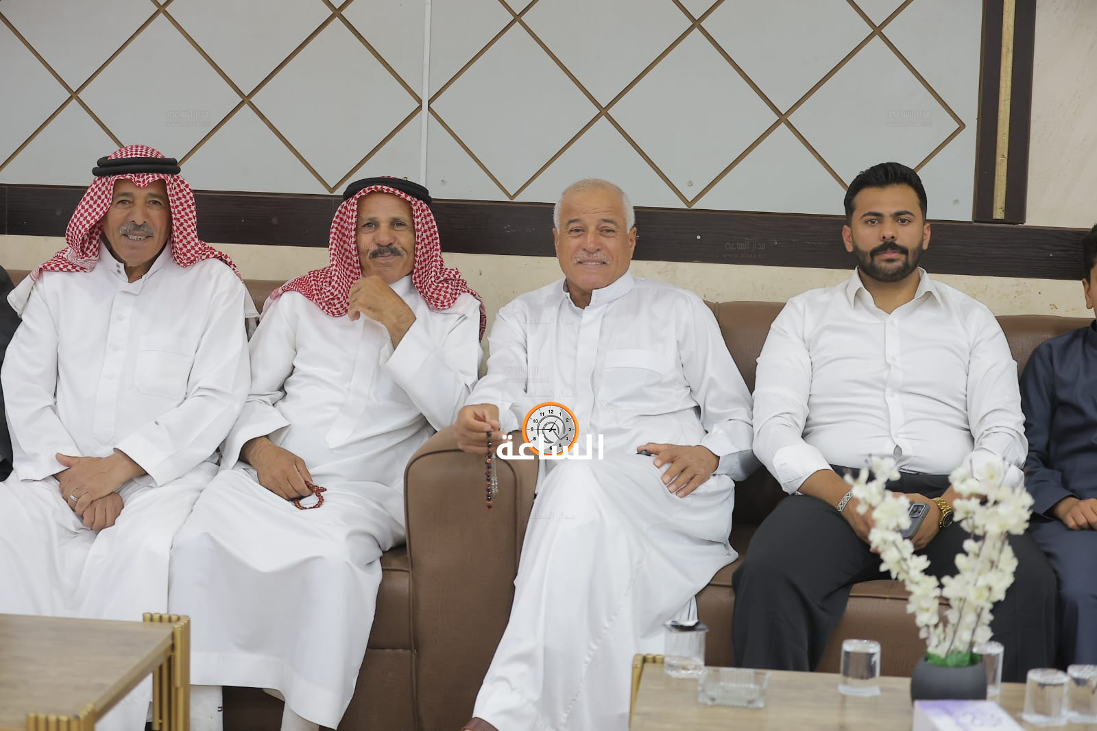 Madar Al-Saa Images 0.8270792893258366