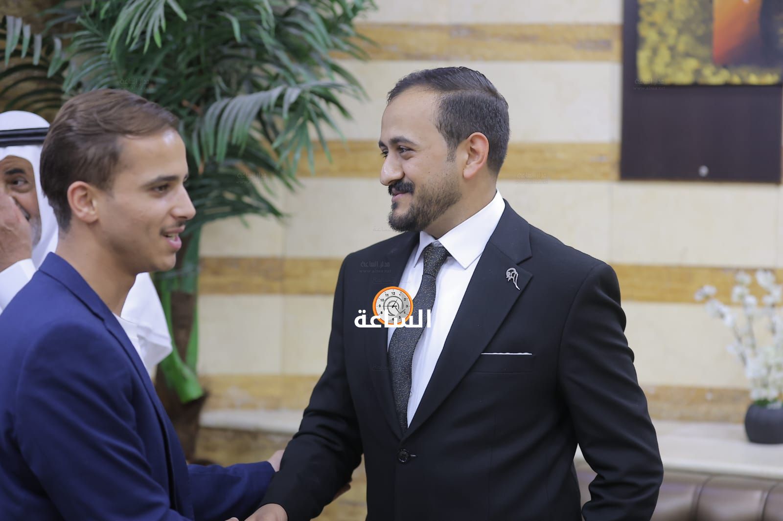 Madar Al-Saa Images 0.7133011580696905