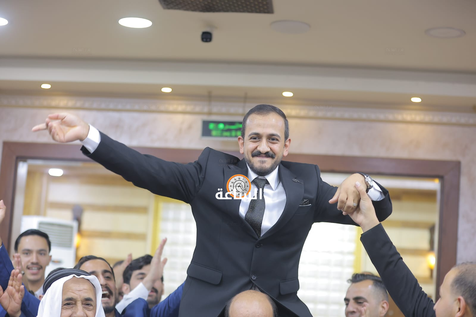 Madar Al-Saa Images 0.42243968341432037