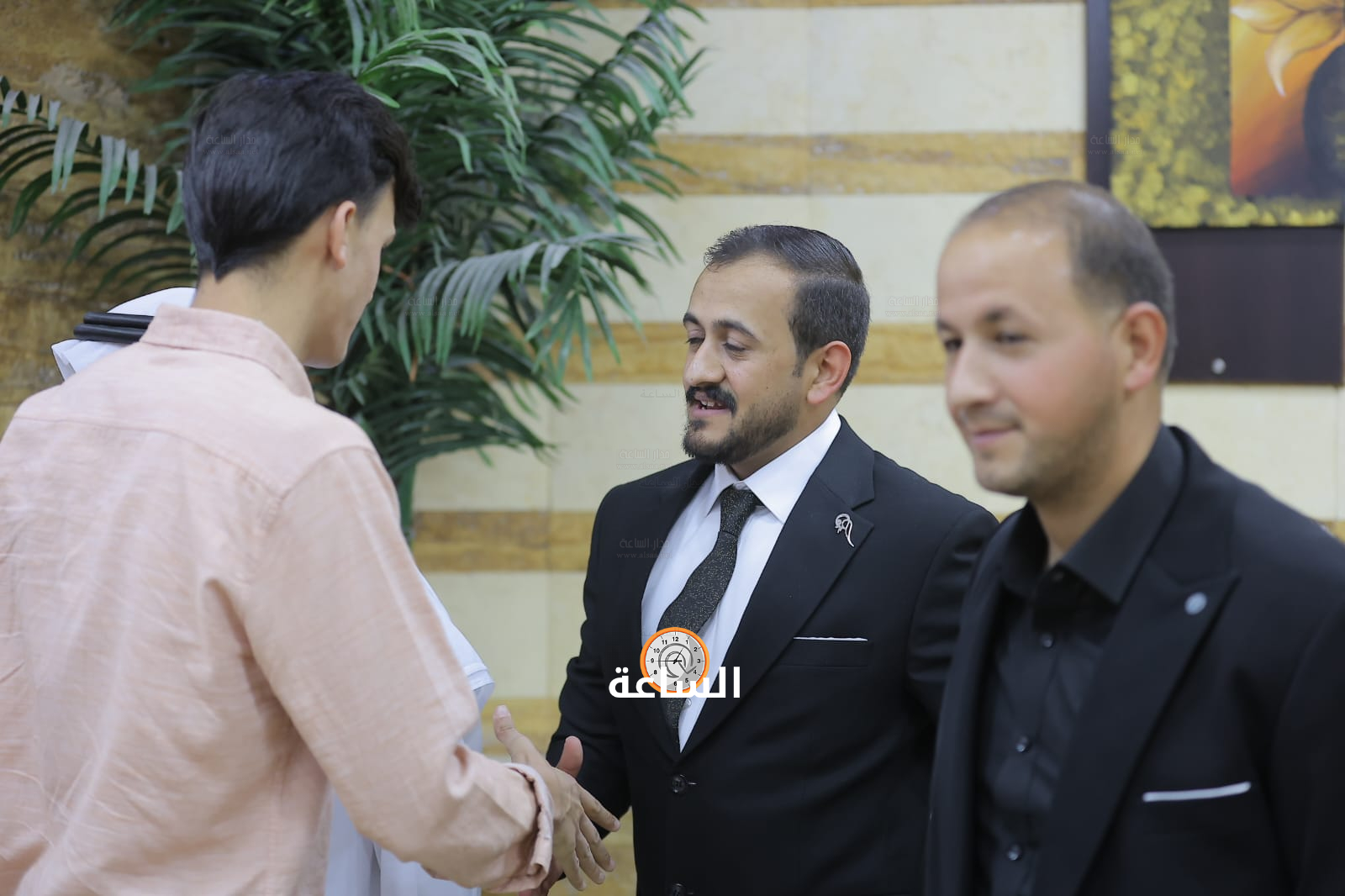 Madar Al-Saa Images 0.9393347762926281