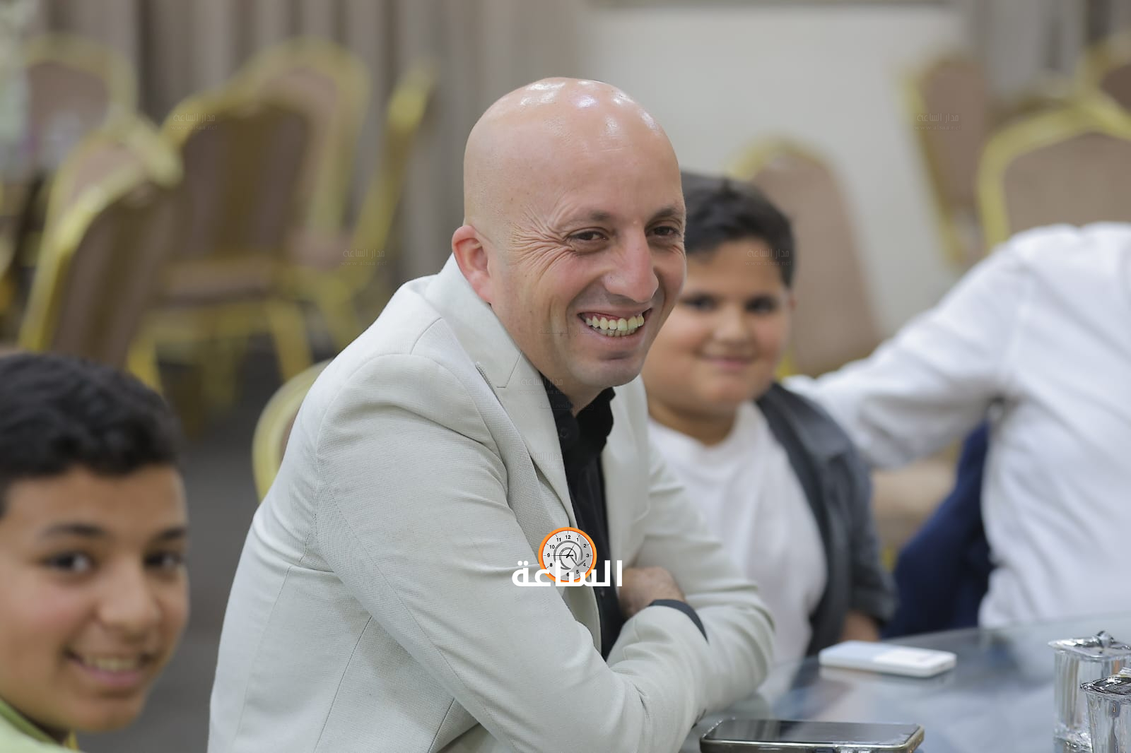 Madar Al-Saa Images 0.3550819658631189