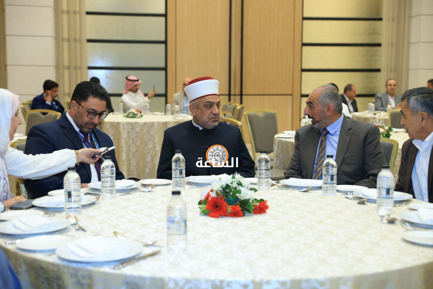 Madar Al-Saa Images 0.32140808136586996