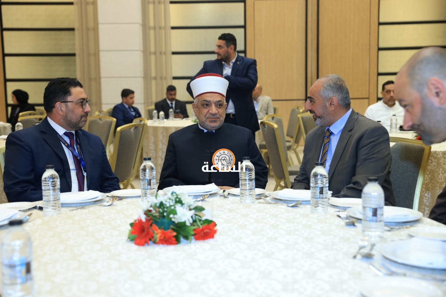 Madar Al-Saa Images 0.123783408837007