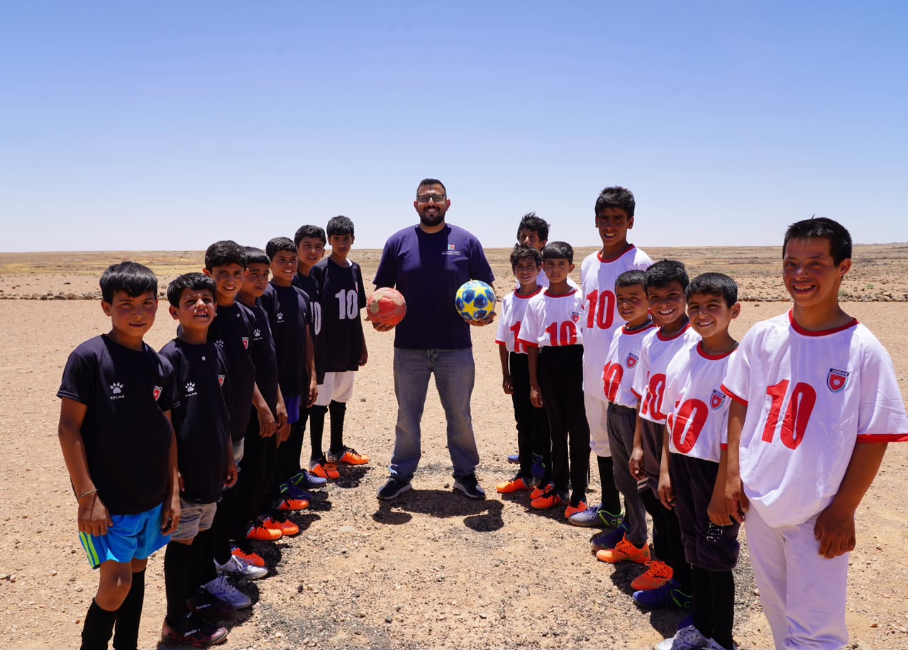 Madar Al-Saa Images 0.433058356600195